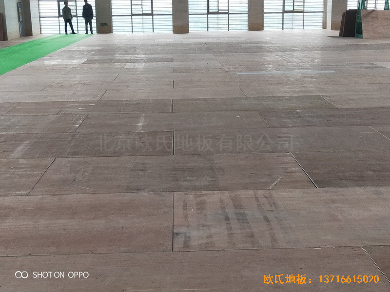 江蘇三井實驗小學籃球館運動木地板施工案例2