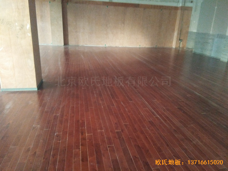 臨沂飛天舞蹈學校體育木地板鋪設案例4