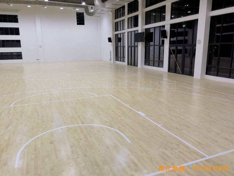 浙江舟山市舟山電廠籃球館運動地板鋪裝案例3